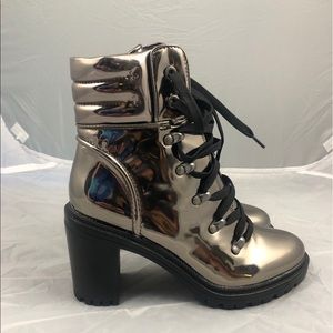 Women heeled boots